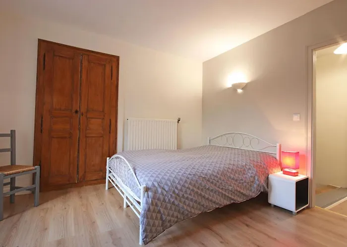 Charmante Maison Perigourdine Avec Billard, Babyfoot Et Acces Wifi - Fr-1-497-65 * La Mesniere